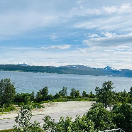 Apartment In Tromso With Sea And Mountain View Zewnętrze zdjęcie